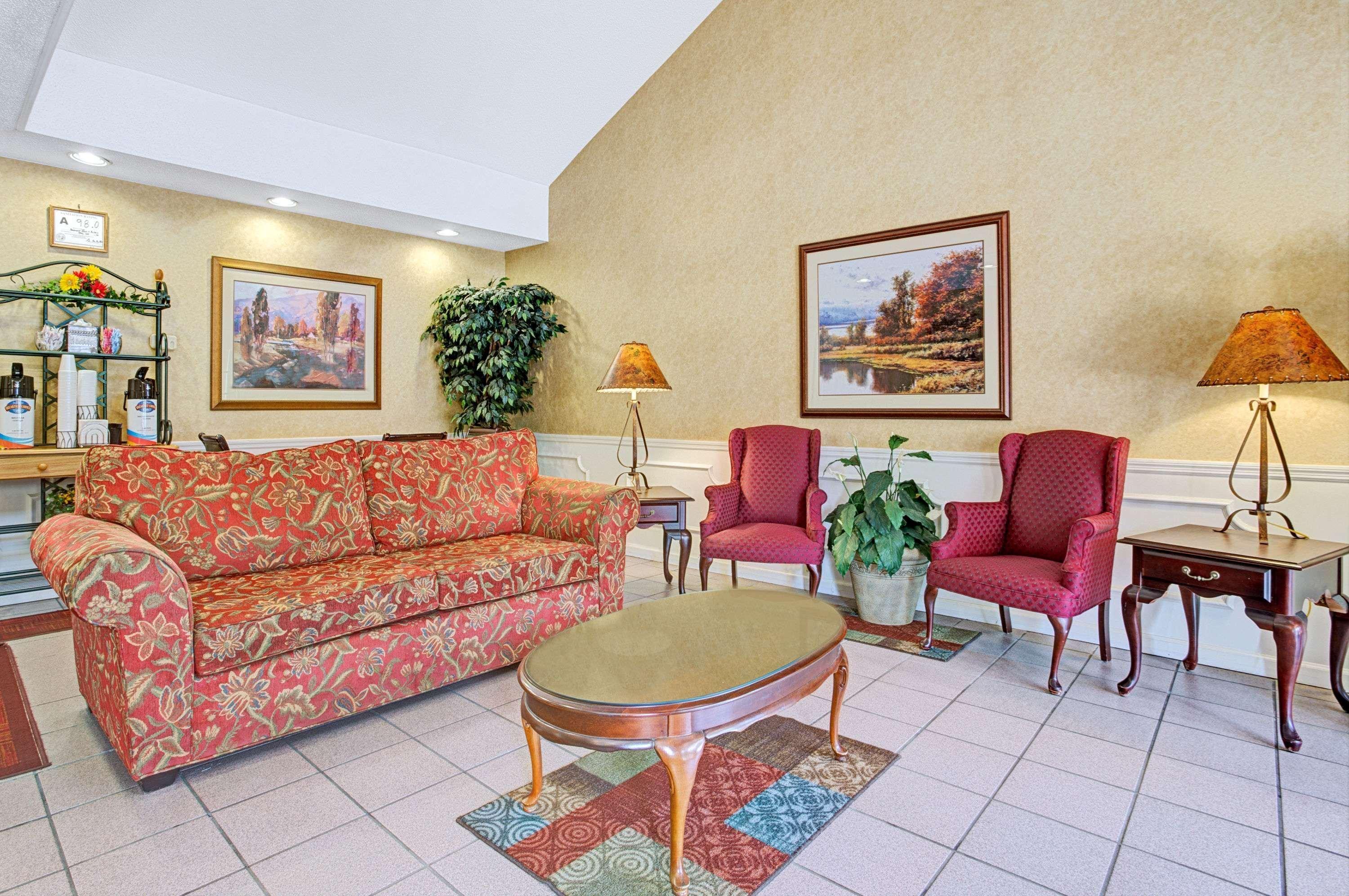 Hotel Baymont By Wyndham Smithfield Exterior foto